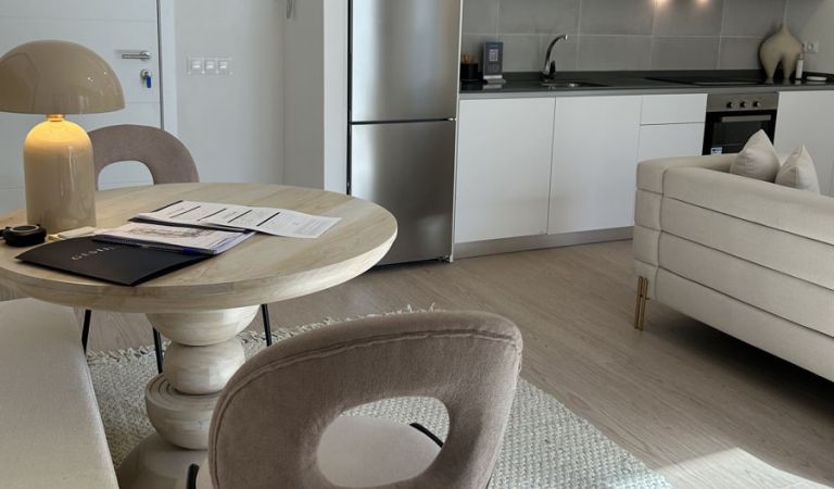Salón-cocina piso piloto en Ensanche de Vallecas, Islas Medas